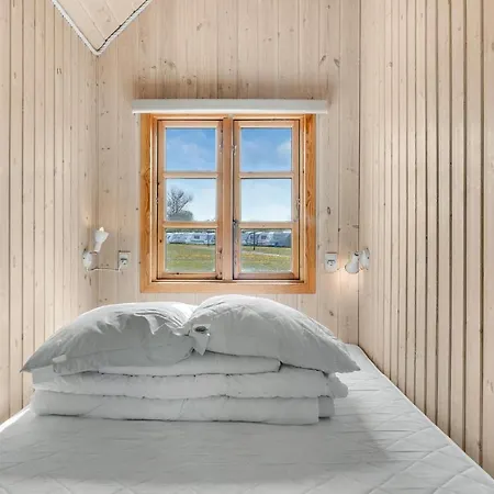 Pet Friendly Home In Tranekaer *